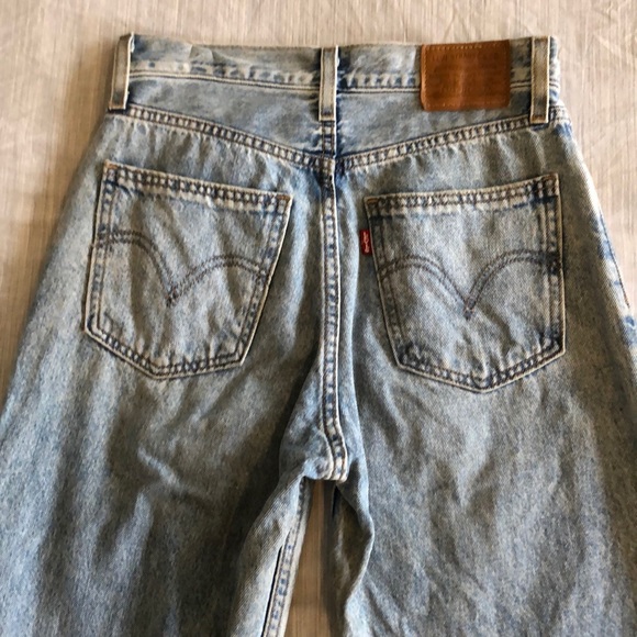 SOLD—Levi’s High Rise Mom Jeans - Picture 7 of 7